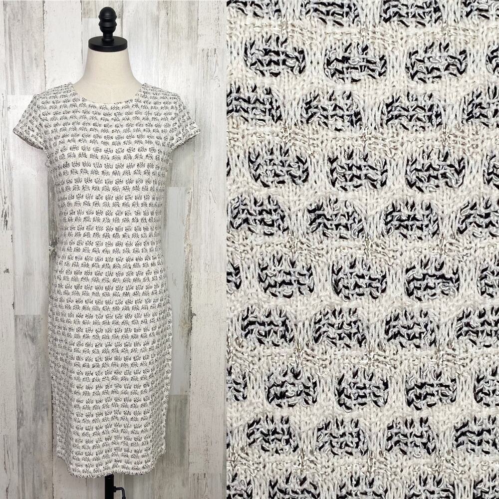 St. John Collection Sheath Dress Blue Cream Wool Boucle Tweed Preppy Work Size 4